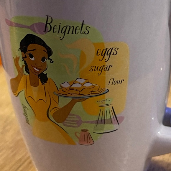 Princess Tiana Beignets Tea Coffee Mug Cup with Spoon NWT - Picture 3 of 10